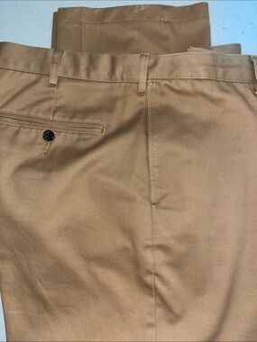 Lands' End Men’s Khaki/Tan Flat-Front Chinos Like New